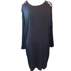 Zenana Outfitters dress knee length long sleeve w/cutouts round neck Sz large